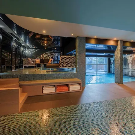 Chalé De Luxe à Avec Vue Et - Fr-1-772-7 Courchevel